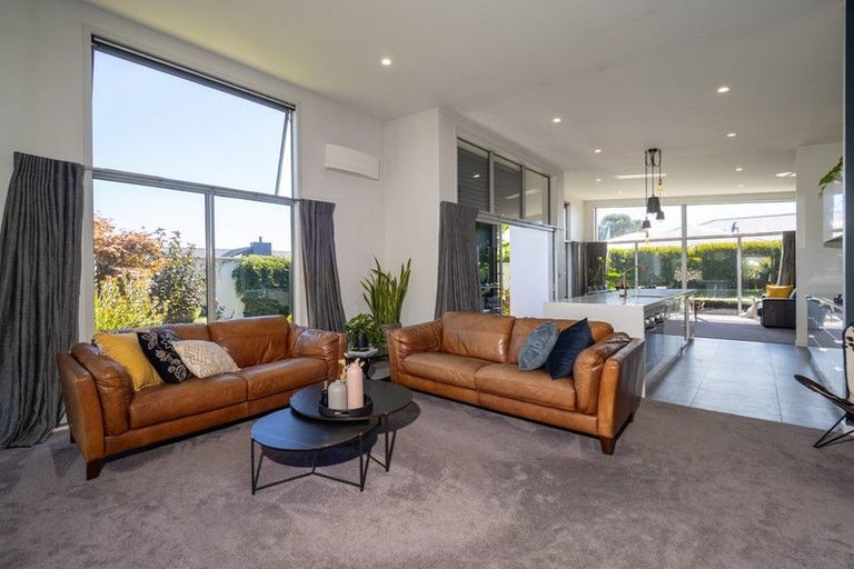 Photo of property in 12 Kelburn Place, Tinwald, Ashburton, 7700