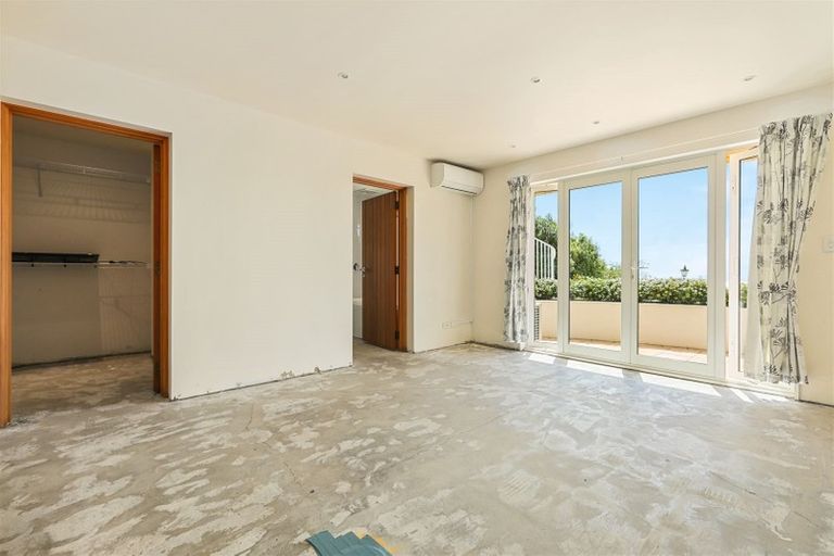 Photo of property in 7 Gardenhill Lane, Redcliffs, Christchurch, 8081