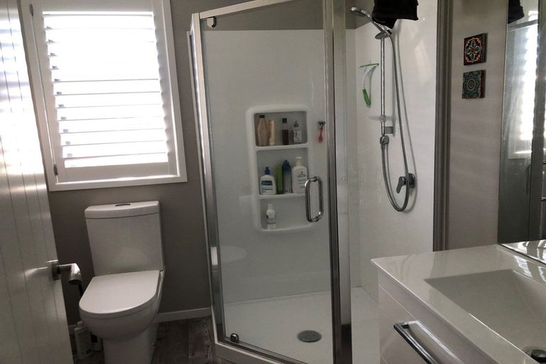 Photo of property in 8 Saint Thomas Avenue, Pyes Pa, Tauranga, 3112