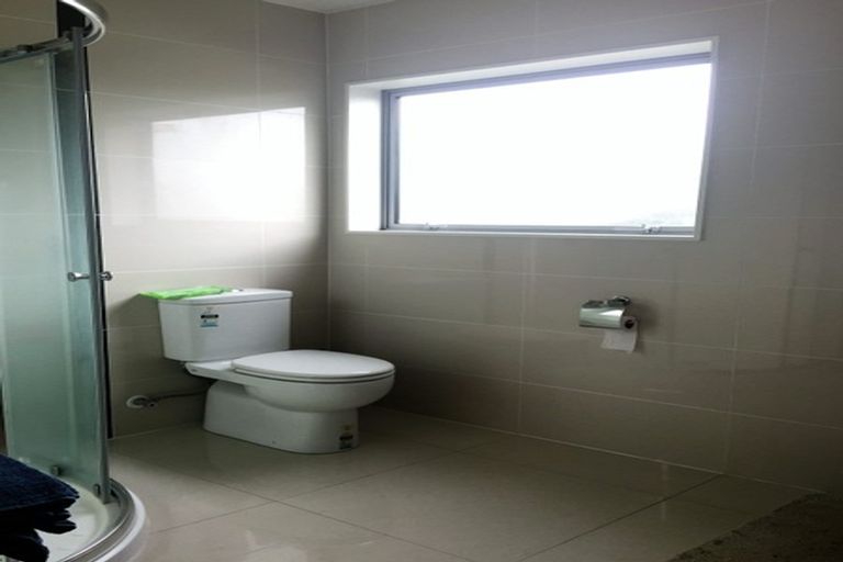 Photo of property in 397a Bucklands Beach Road, Bucklands Beach, Auckland, 2012