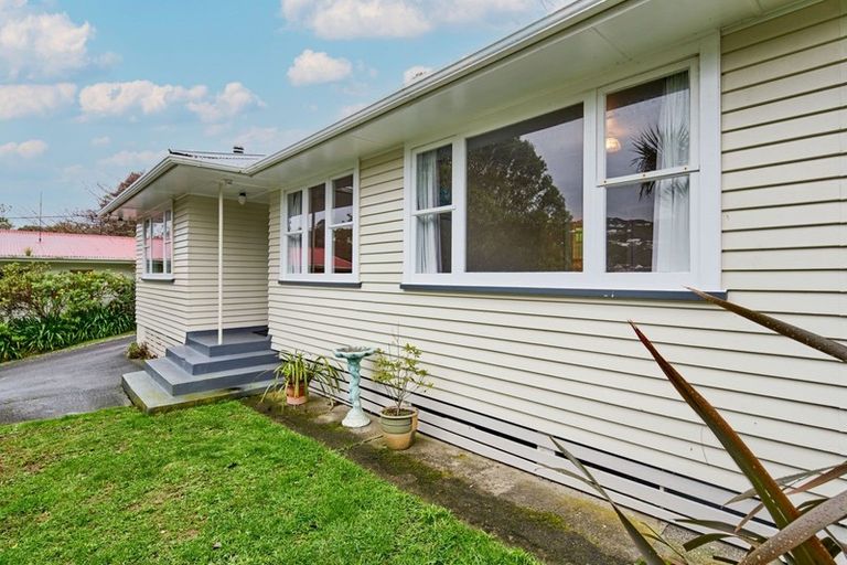 Photo of property in 381a Karori Road, Karori, Wellington, 6012