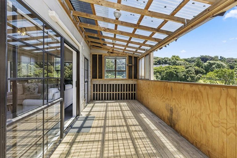 Photo of property in 45 Albatross Close, Whitby, Porirua, 5024