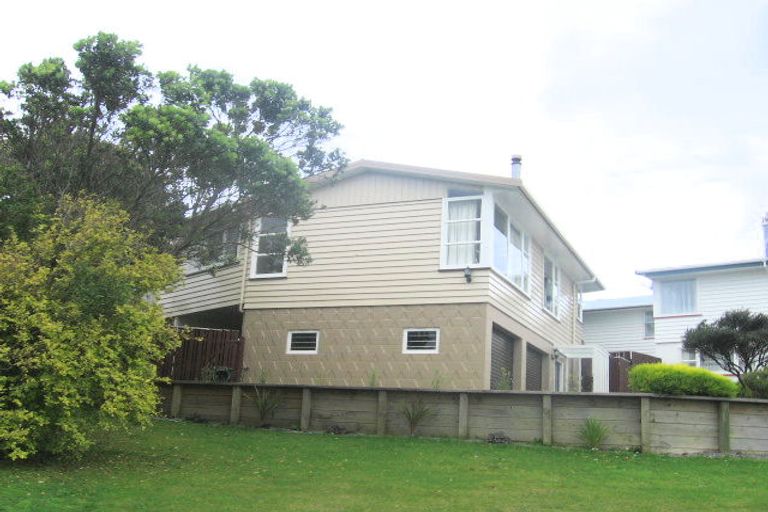 Photo of property in 27 Mulberry Street, Maungaraki, Lower Hutt, 5010