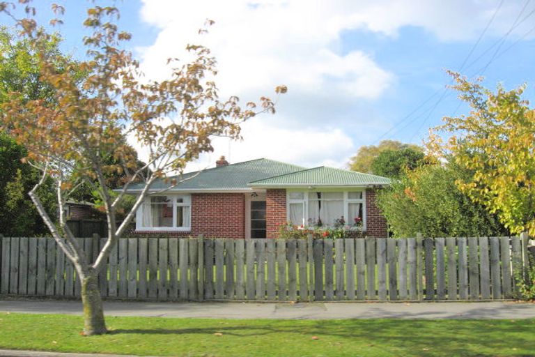 Photo of property in 52a Hounslow Street, Ilam, Christchurch, 8041