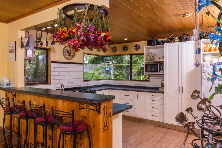 Photo of property in 12 Moreland Place, Mapua, 7005