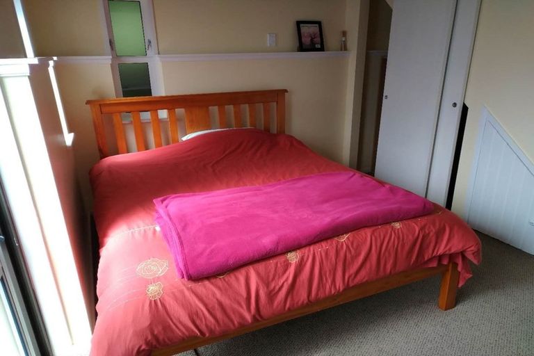 Photo of property in 9 Chisbury Street, Churton Park, Wellington, 6037