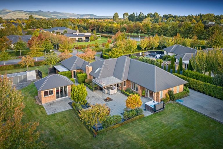 Photo of property in 9 Aberdeen Road, Prebbleton, 7604