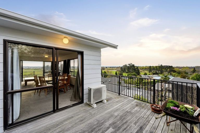 Photo of property in 433 Cashmere Road, Westmorland, Christchurch, 8025