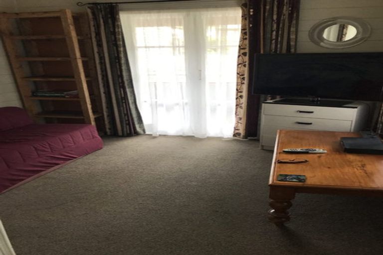 Photo of property in 61 Mullins Road, Ardmore, Papakura, 2582