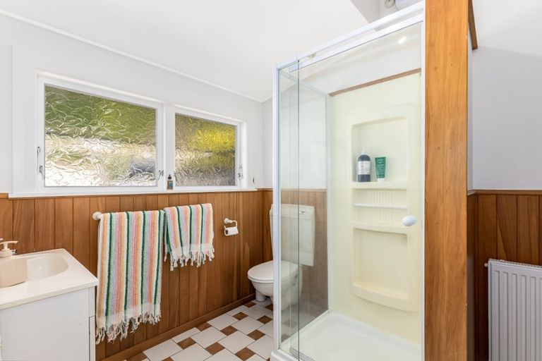 Photo of property in 103 Muritai Road, Eastbourne, Lower Hutt, 5013