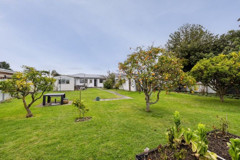 Photo of property in 318 Kennedy Road, Onekawa, Napier, 4110