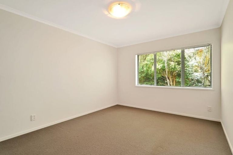 Photo of property in 9/55 Verbena Road, Birkdale, Auckland, 0626