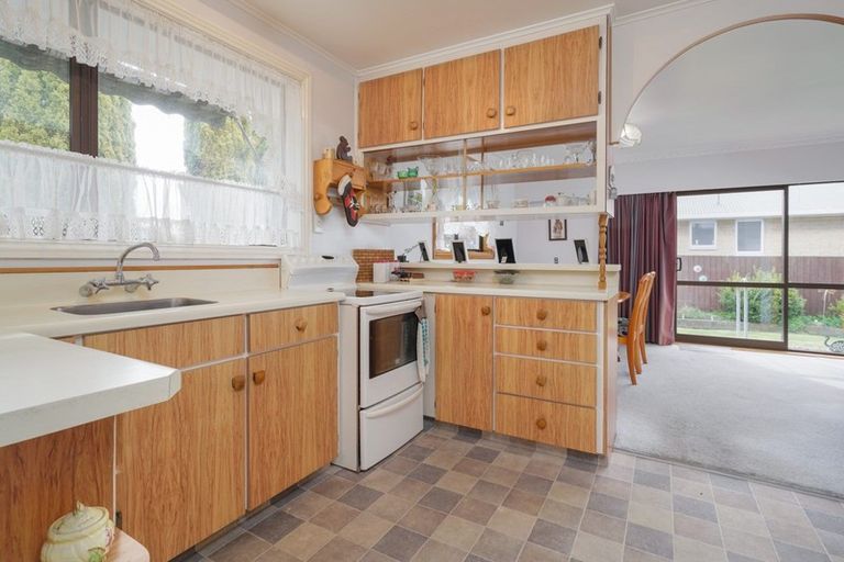 Photo of property in 1 Dunluce Place, Hornby, Christchurch, 8042