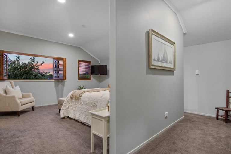 Photo of property in 14 Olive Close, Omokoroa, 3114