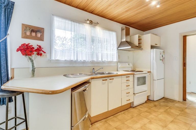 Photo of property in 335 Waimairi Road, Ilam, Christchurch, 8041