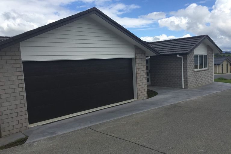 Photo of property in 13 Richardson Road, Omokoroa, 3114