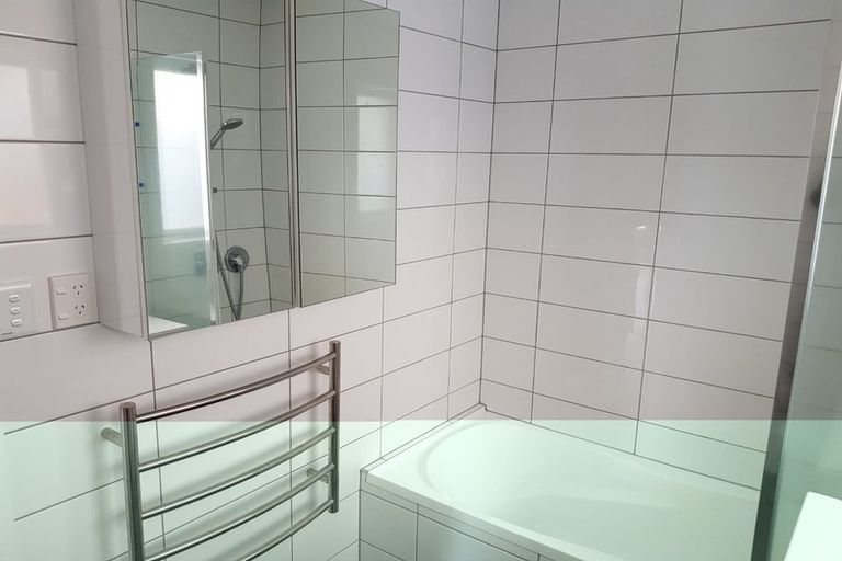 Photo of property in 4 Short Street, Papakura, 2110