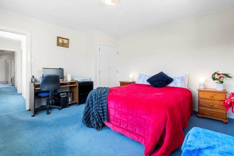 Photo of property in 2/420 Great South Road, Opaheke, Papakura, 2113