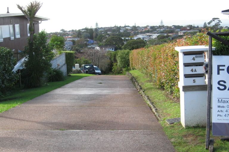 Photo of property in 5 Elizabeth Place, Mairangi Bay, Auckland, 0630