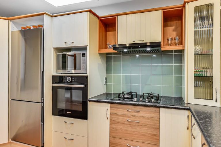 Photo of property in 27b Opoia Road, Hamilton East, Hamilton, 3216