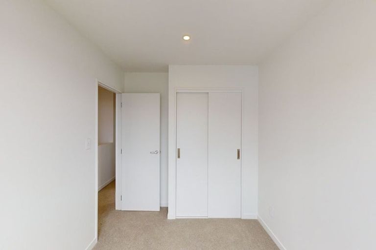 Photo of property in 175a Sutherland Road, Lyall Bay, Wellington, 6022