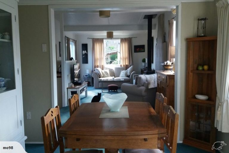 Photo of property in 43 Weston Road, Waiareka Junction, Oamaru, 9401