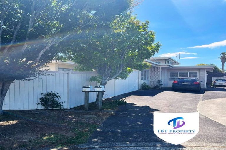 Photo of property in 9a Levaut Place, Half Moon Bay, Auckland, 2012