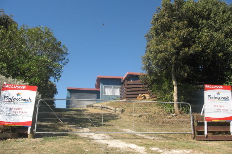 Photo of property in 261 Pukehina Parade, Pukehina, 3189