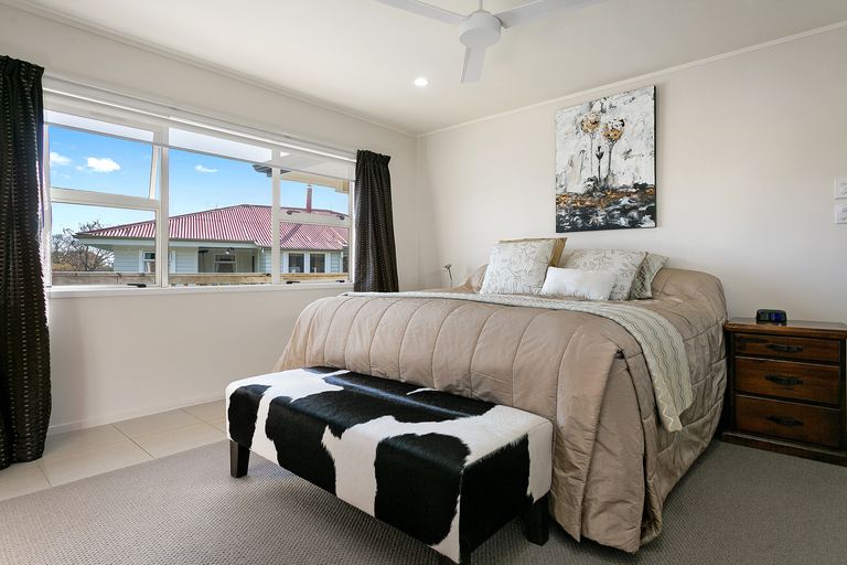 Photo of property in 82 Moore Street, Leamington, Cambridge, 3432