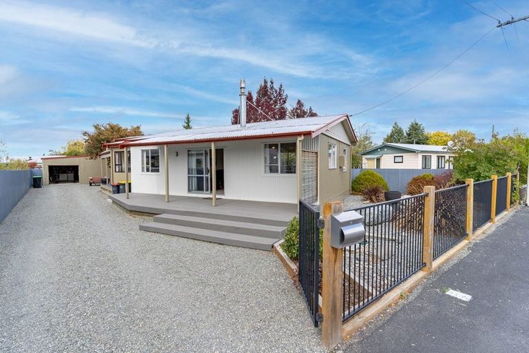 Photo of property in 17 Macaulay Place, Twizel, 7901
