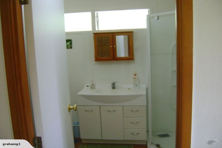 Photo of property in 20 Willow Place, Horahora, Whangarei, 0110