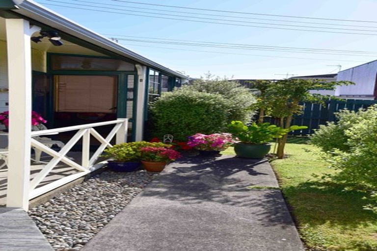 Photo of property in 4/70-76 Whiteley Street, Moturoa, New Plymouth, 4310