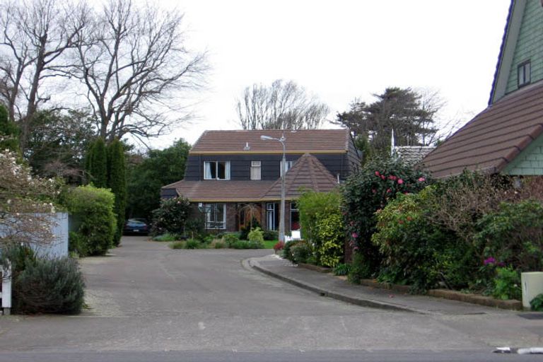 Photo of property in 5 Ranara Court, West End, Palmerston North, 4410