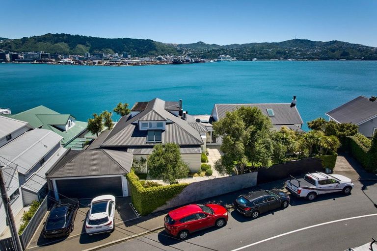 Photo of property in 3 Maida Vale Road, Roseneath, Wellington, 6011