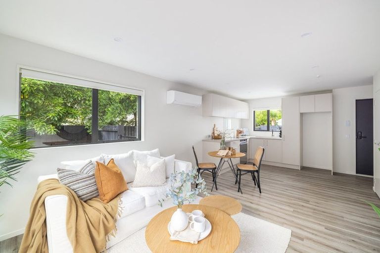 Photo of property in 10 Exeter Street, Lyttelton, 8082