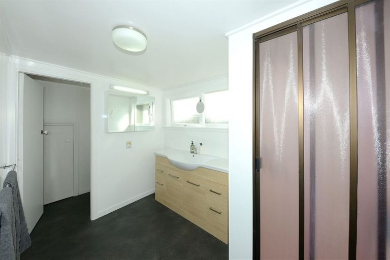 Photo of property in 20 Sandringham Place, Bryndwr, Christchurch, 8053