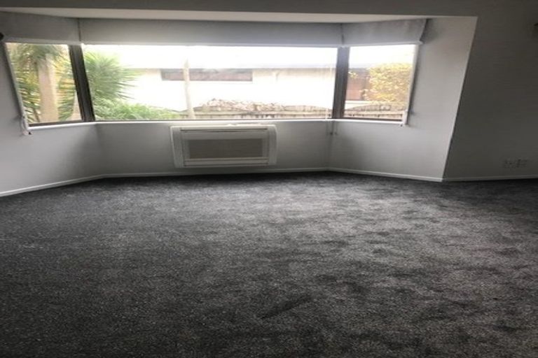 Photo of property in 6 Jim Rhind Place, Pahurehure, Papakura, 2113