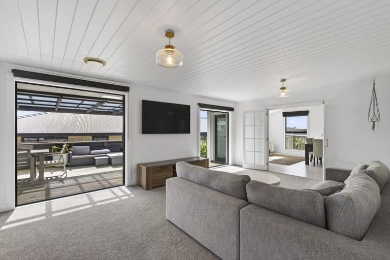 Photo of property in 105 Parklands Avenue, Bell Block, New Plymouth, 4312