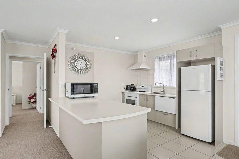 Photo of property in 28b Disraeli Street, Westport, 7825