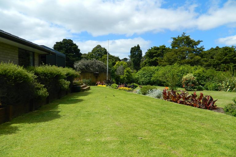 Photo of property in 14 Baska Voda Drive, Kerikeri, 0230