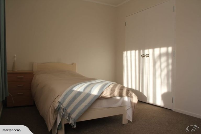 Photo of property in 50 Knightsbridge Drive, Forrest Hill, Auckland, 0620