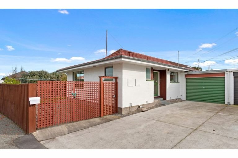 Photo of property in 1/58 Epsom Road, Sockburn, Christchurch, 8042