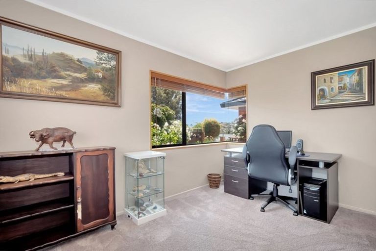 Photo of property in 126 College Place, Poike, Tauranga, 3112