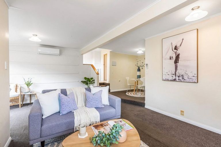 Photo of property in 6a Wharemauku Road, Raumati Beach, Paraparaumu, 5032