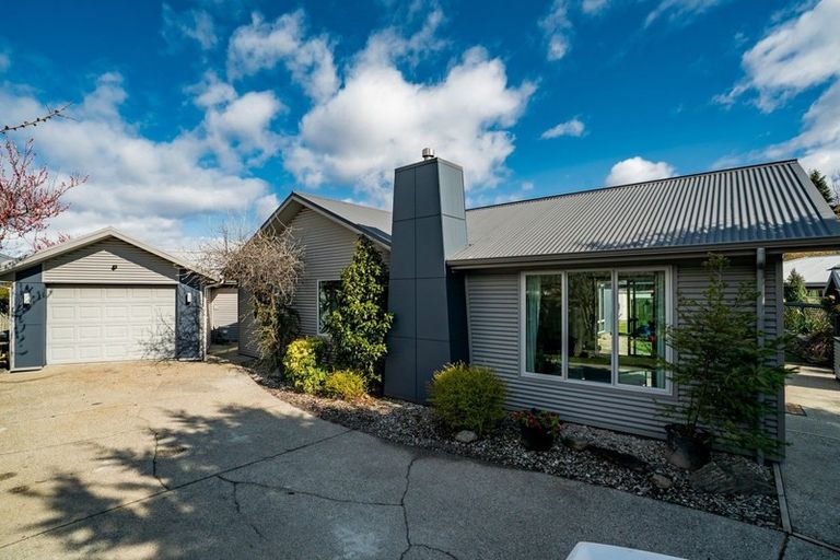 Photo of property in 7 Crawford Place, Lake Hayes, Queenstown, 9304