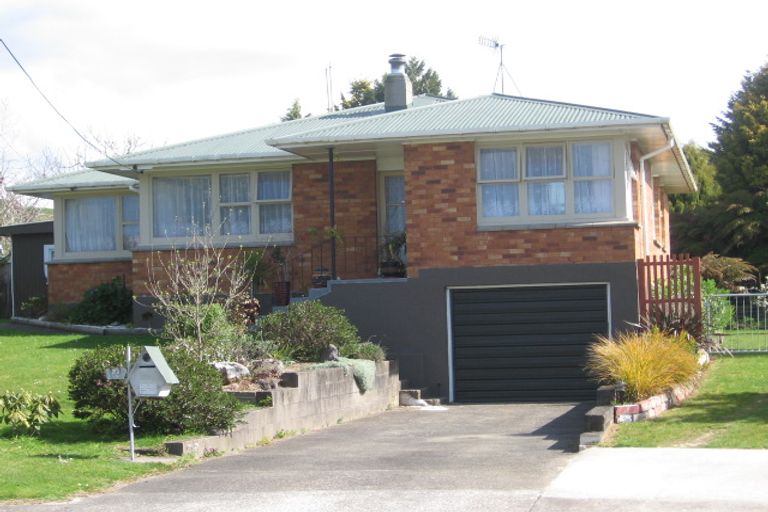 Photo of property in 20 Haynes Crescent, Sunnybrook, Rotorua, 3015