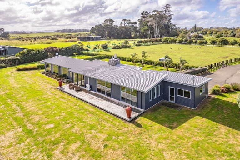 Photo of property in 106b Watt Livingstone Road, Westmere, Whanganui, 4574