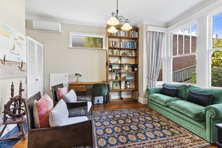 Photo of property in 100 Britomart Street, Berhampore, Wellington, 6023