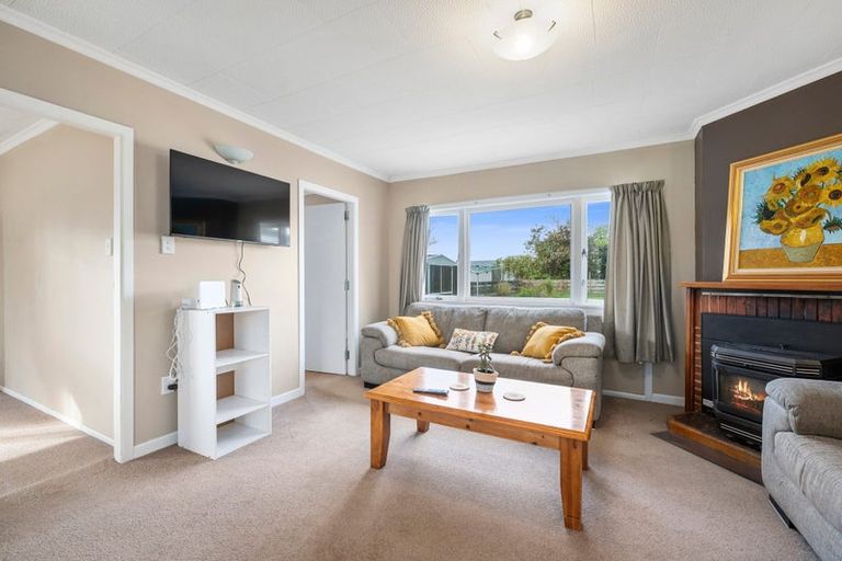Photo of property in 27 Robinson Avenue, Holdens Bay, Rotorua, 3010