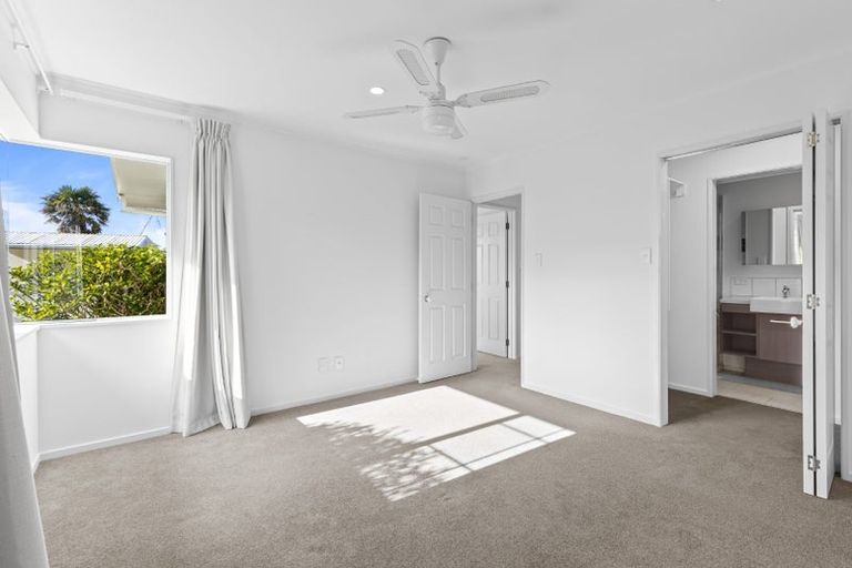 Photo of property in 2b Layton Road, Manly, Whangaparaoa, 0930